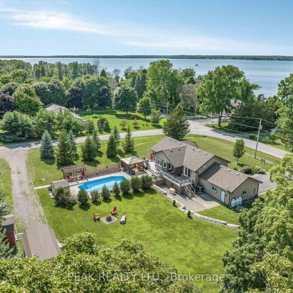 116 Prinyers Cove Crescent, Prince Edward County