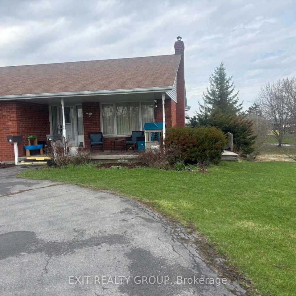 1162 County Rd 3, Prince Edward County