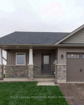 117 Farrington Crescent, Prince Edward County