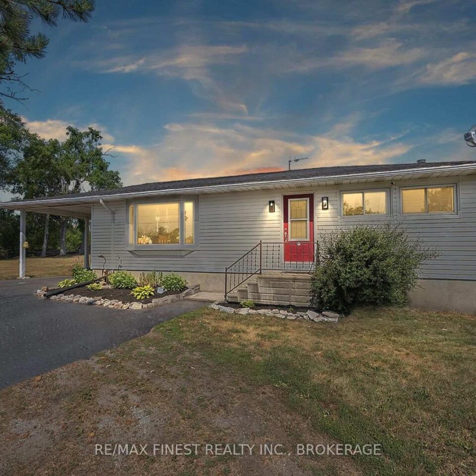 117 Mud Lake Road, Loyalist (odessa)