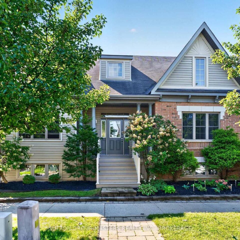 1179 Crossfield Avenue, Kingston