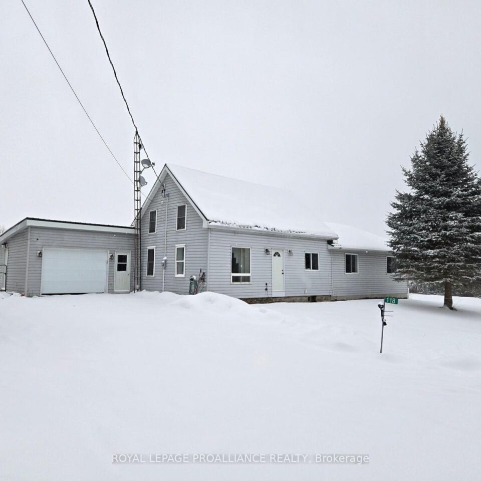 118 Hubbs Road, Prince Edward County