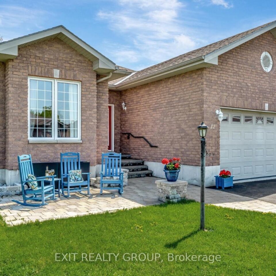 12 Aletha Drive, Prince Edward County