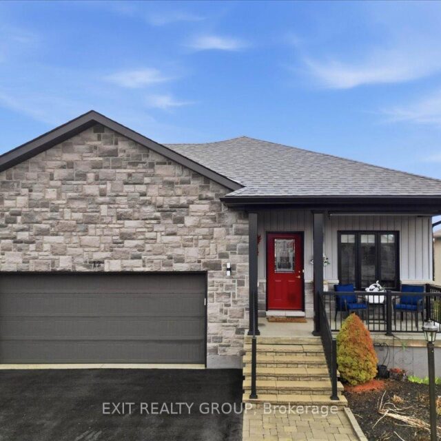 12 Dorchester Drive, Prince Edward County