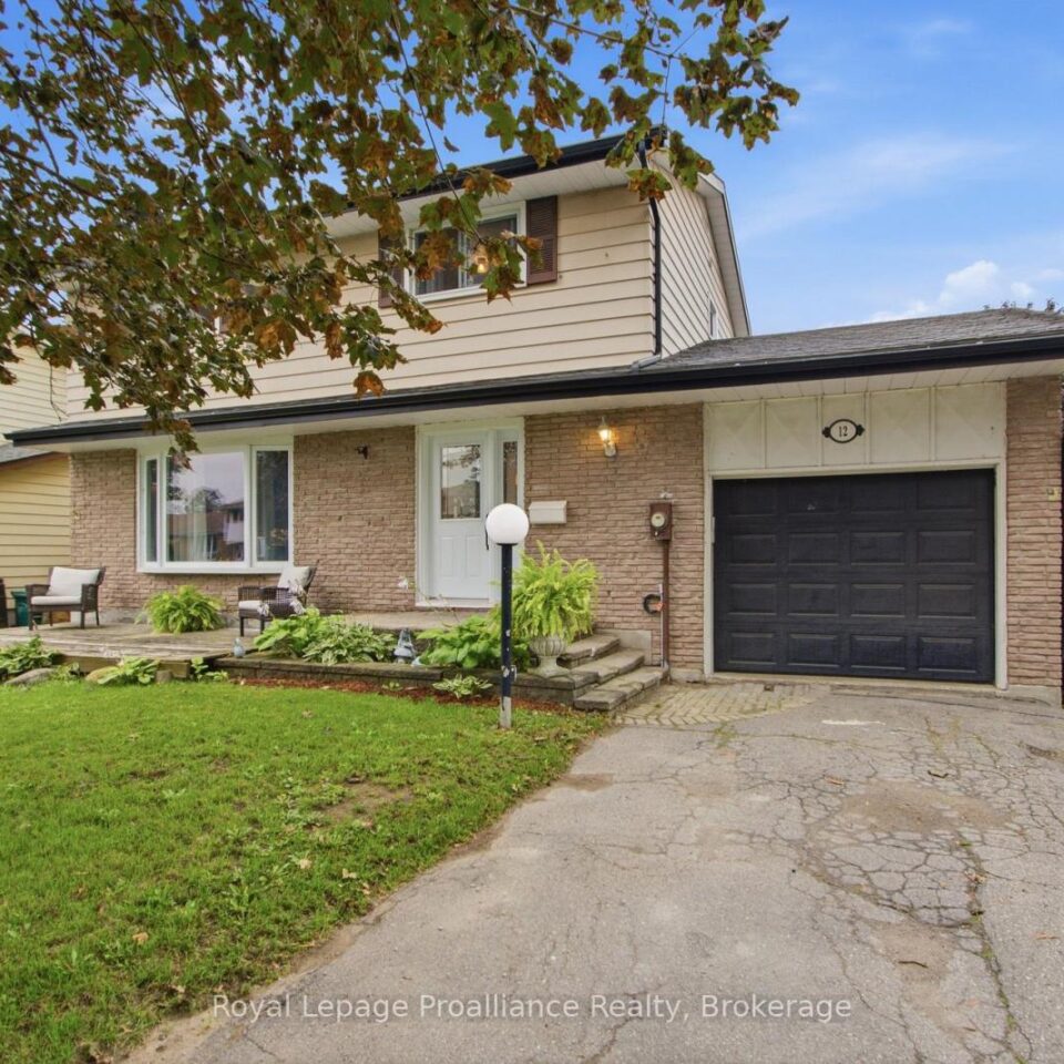 12 O’neil Crescent, Quinte West