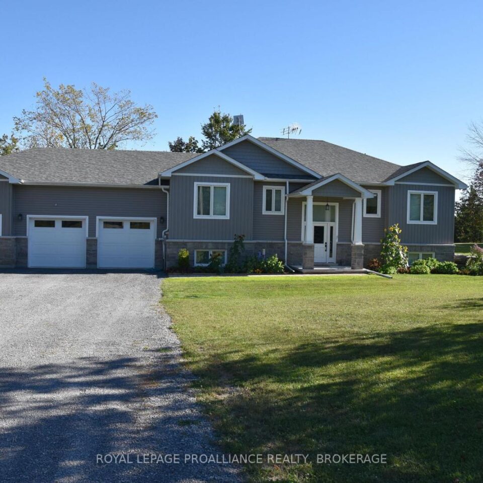12 Petworth Road, Stone Mills