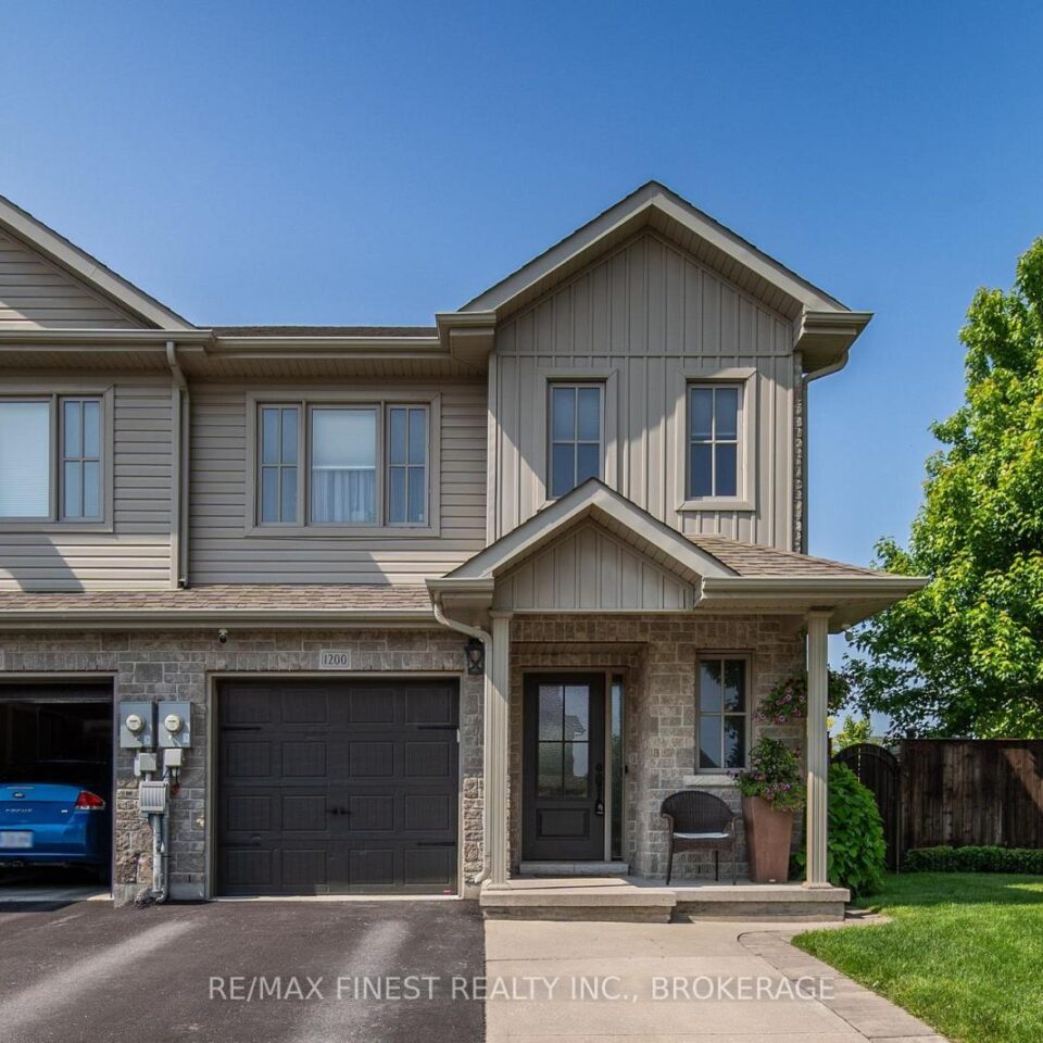 1200 Carfa Crescent, Kingston (city Northwest)