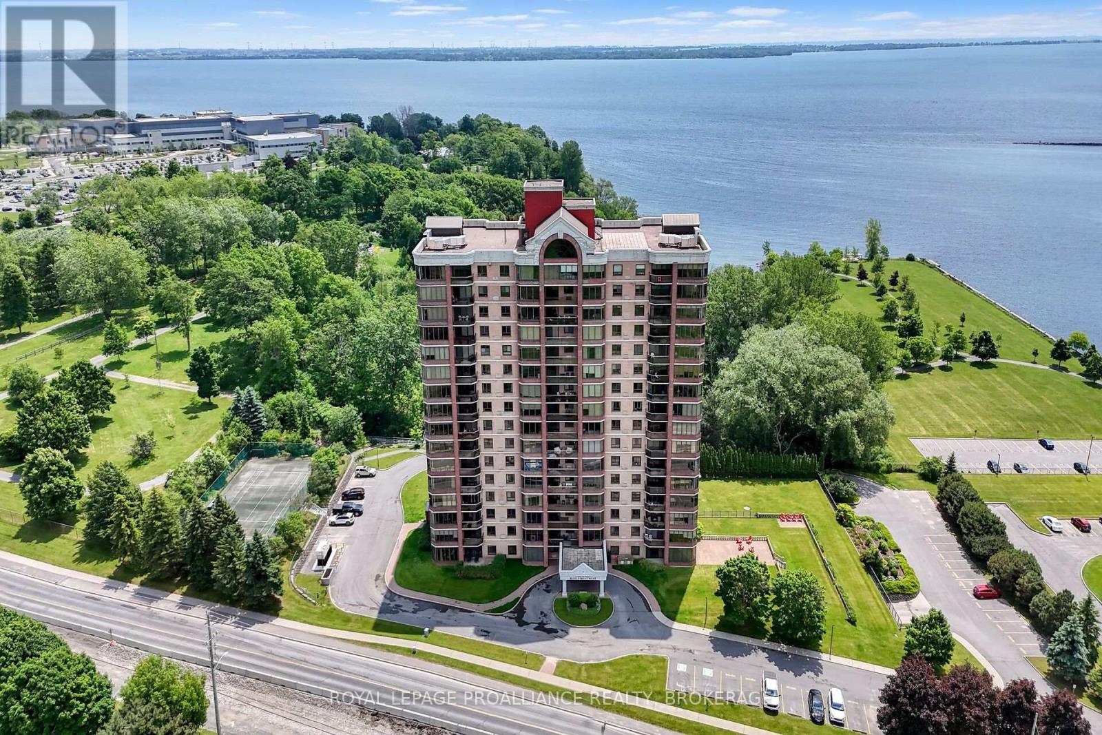 1201 – 1000 King Street W, Kingston