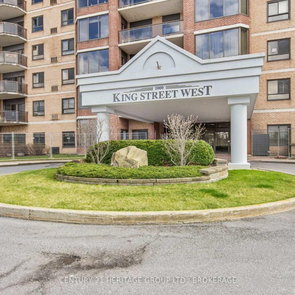 1202 – 1000 King Street W, Kingston