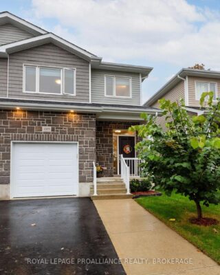 1205 Max Crescent, Kingston