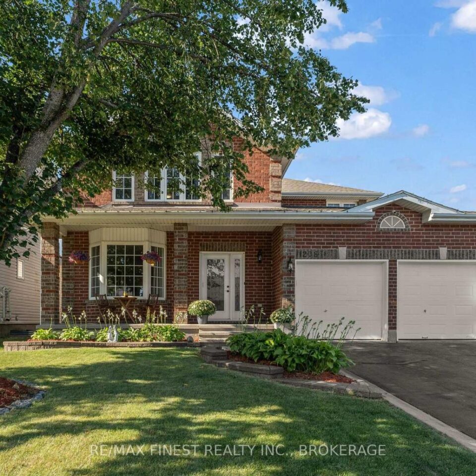 1208 Greenwood Park Drive, Kingston
