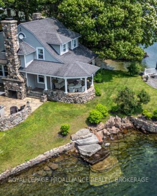 121 Tremont Park Island, Front Of Leeds & Seeleys Bay