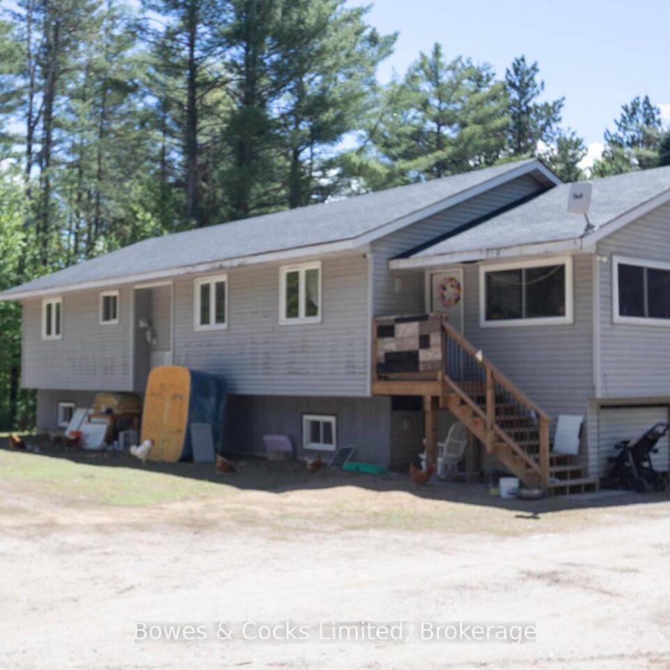 122 Buck Hill Road, Hastings Highlands