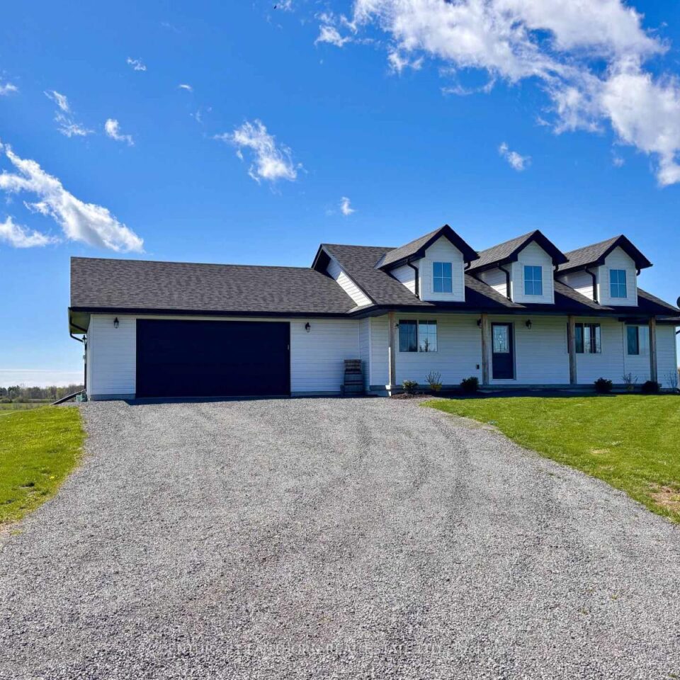 1232 County Road 7, Prince Edward County