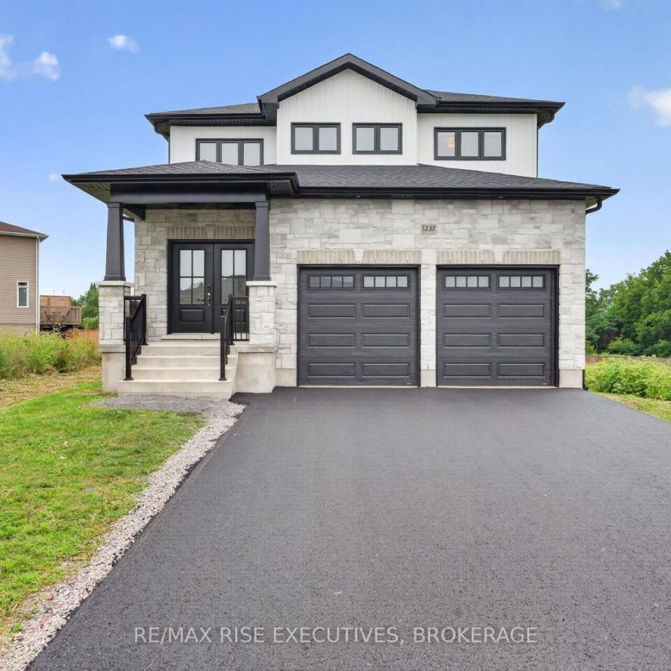 1237 Carfa Crescent, Kingston