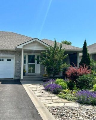 124 Farmstead Court, Kingston
