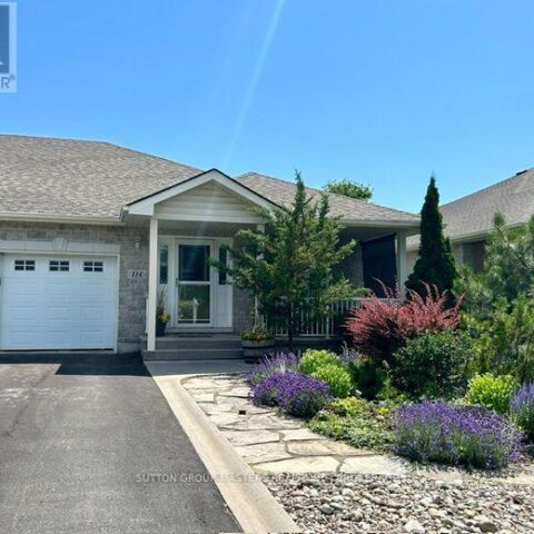 124 Farmstead Court, Kingston