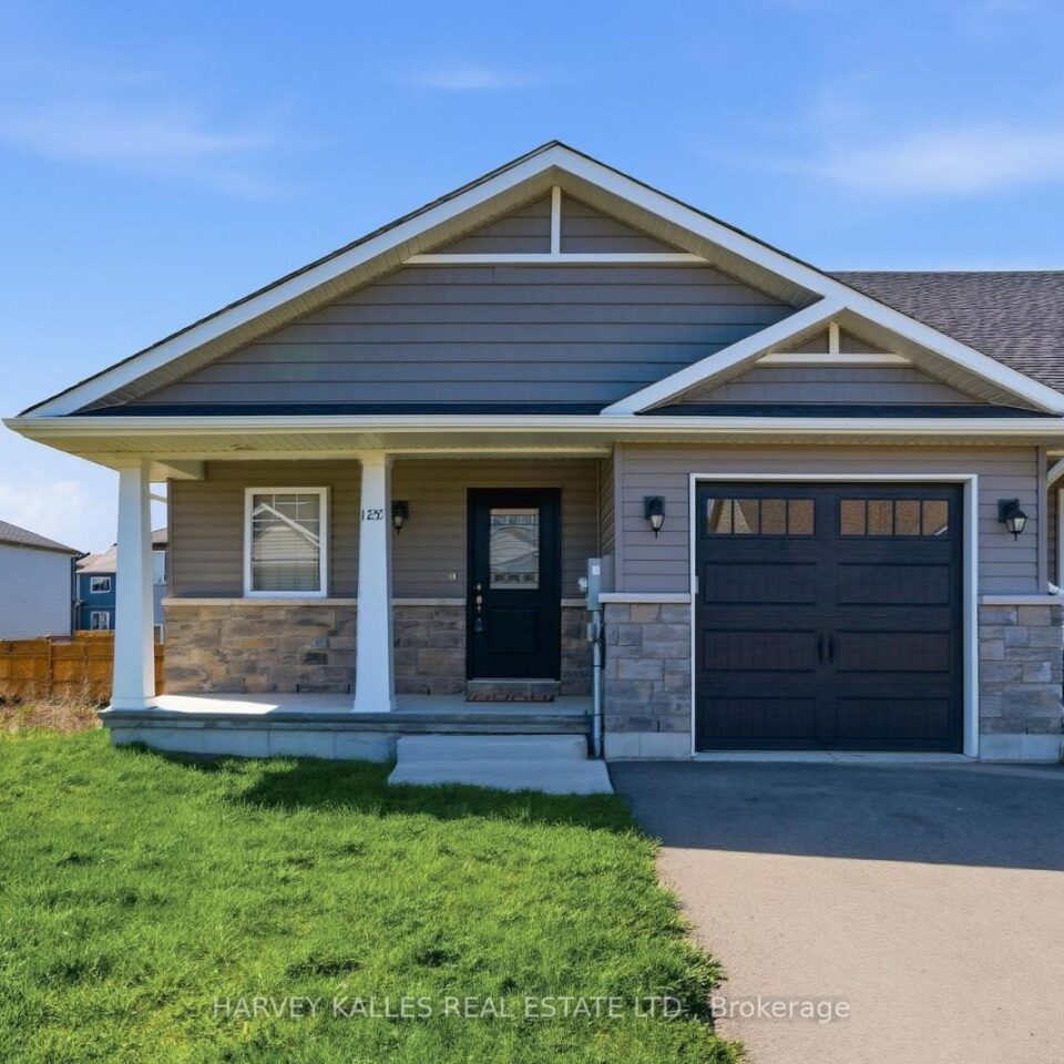 125 Farrington Crescent, Prince Edward County