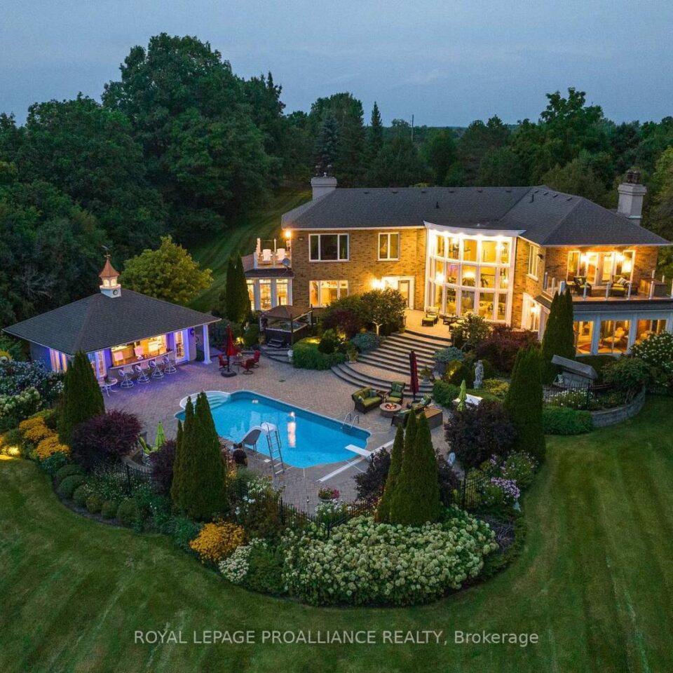 1261 County Rd 20, Prince Edward County