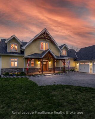 12698 Loyalist Parkway, Prince Edward County