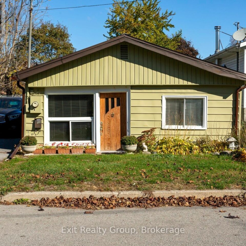 127 Leopold Street, Quinte West