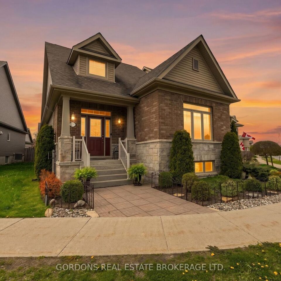 1271 Crossfield Avenue, Kingston