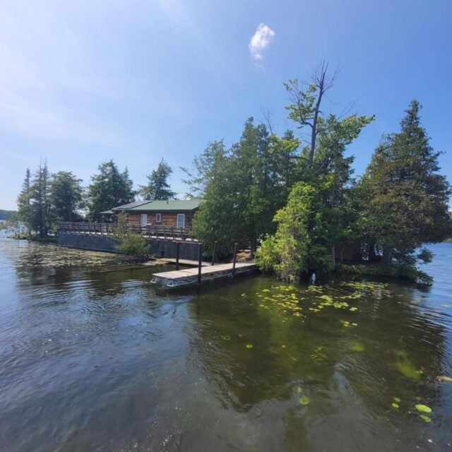 128 Island, Rideau Lakes