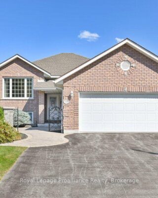 128 Maple Drive, Belleville