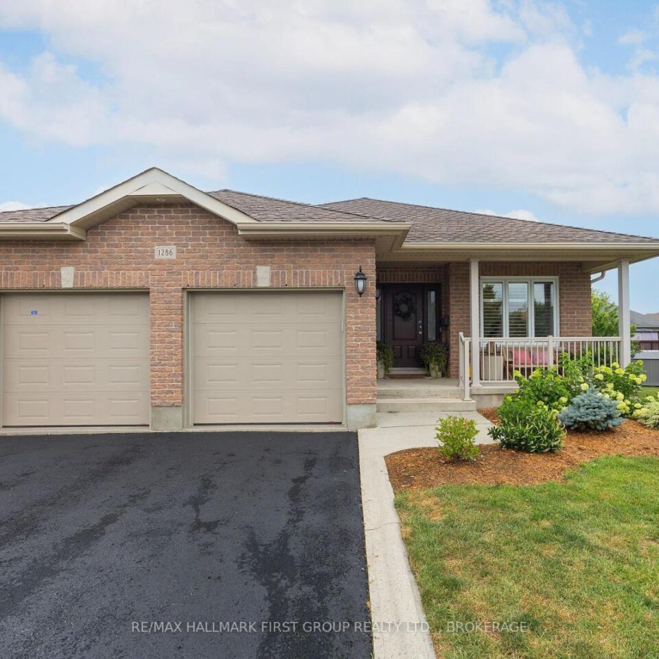 1286 Mazzolin Crescent, Kingston