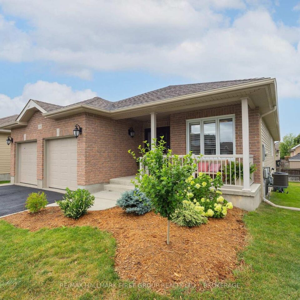 1286 Mazzolin Crescent, Kingston