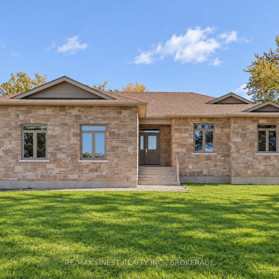 129 Conner Drive, Front Of Leeds & Seeleys Bay