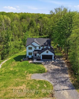 1296 Clearview Road, Belleville