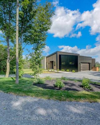 13 Partridge Hollow Road, Prince Edward County