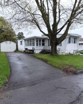 13 Wentworth Drive, Kingston