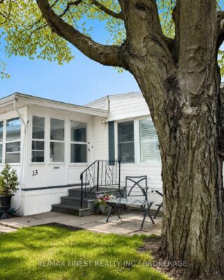 13 Wentworth Drive, Kingston