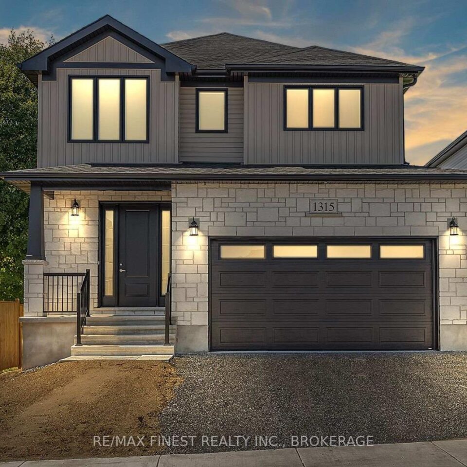 1315 Turnbull Way, Kingston (city Northwest)
