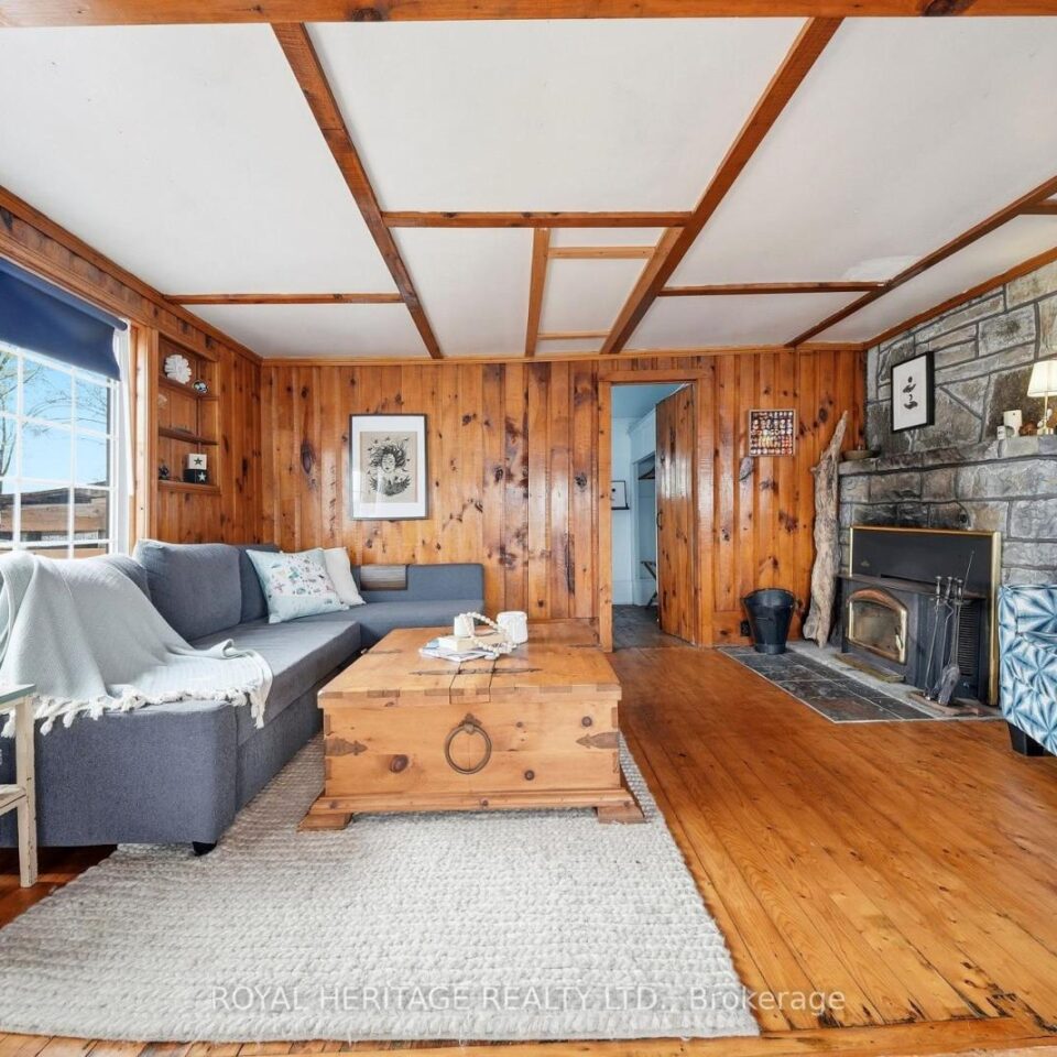 13258 Highway 62 Way N, Centre Hastings
