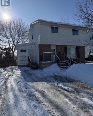 136 Calderwood Drive, Kingston