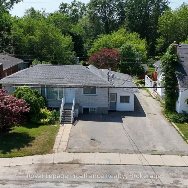 136 Macdonald Avenue, Belleville
