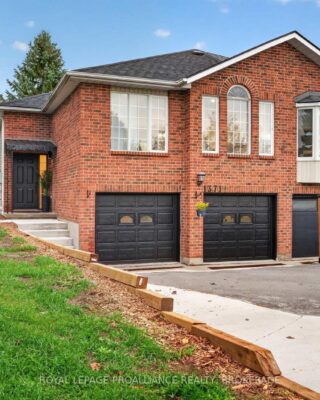 1371 Brackenwood Crescent, Kingston