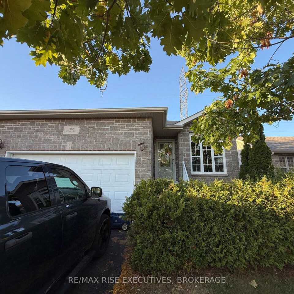 1388 Ottawa Street, Kingston