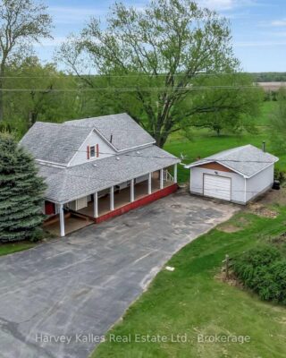 13965 Loyalist Parkway, Prince Edward County