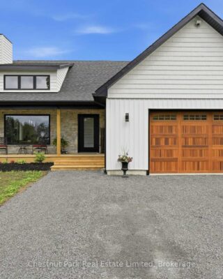 14 Captains Drive, Prince Edward County
