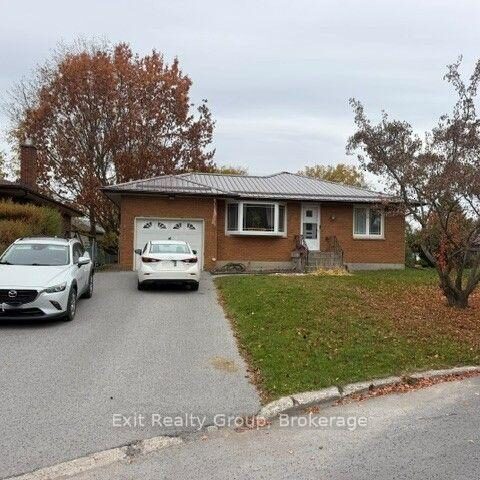 14 Ernest Court, Belleville