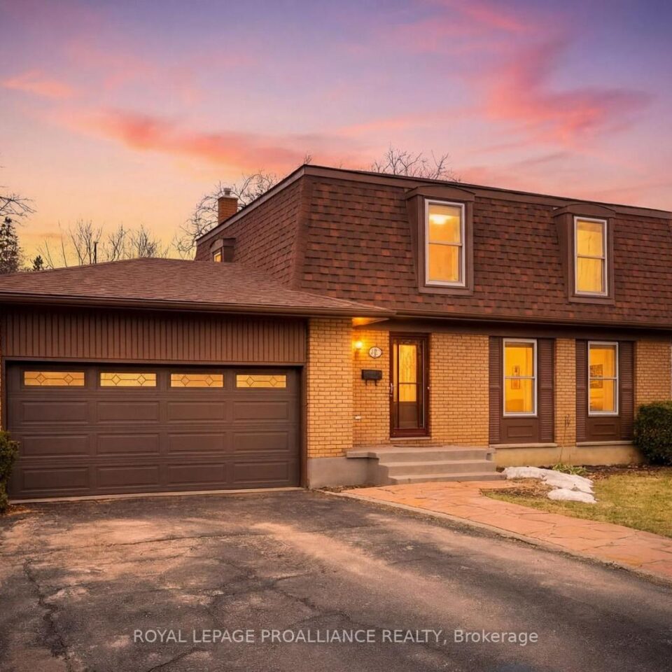 14 Forest Hill Crescent, Belleville