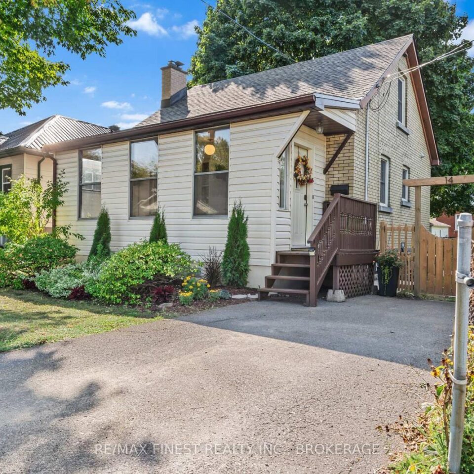 14 Graham Avenue, Kingston (central City East)