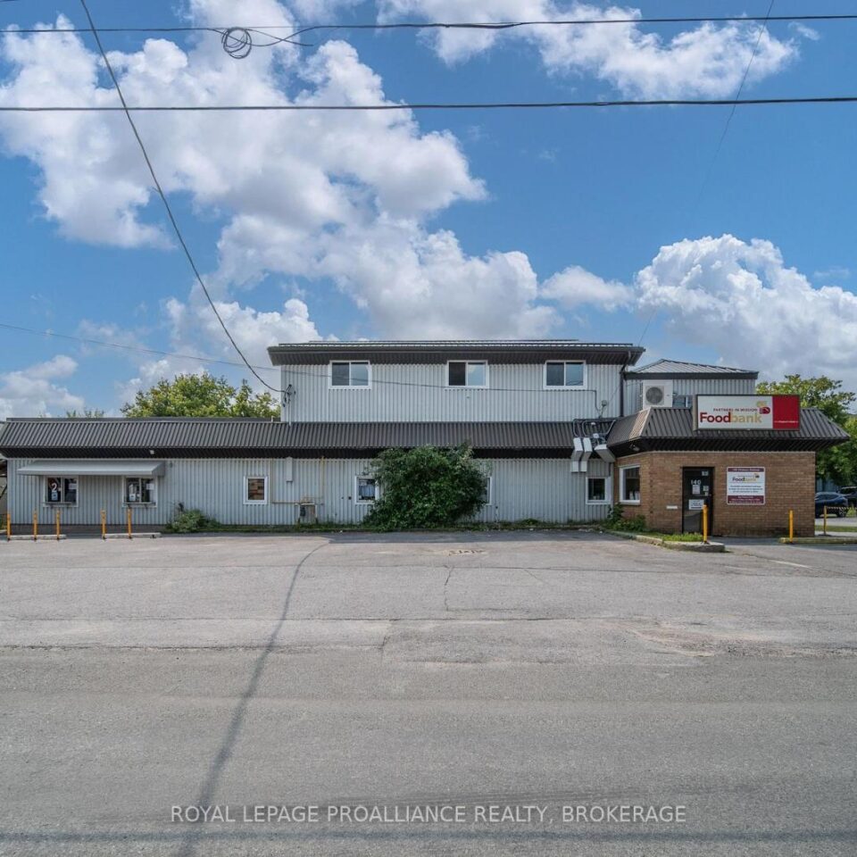 140 Hickson Avenue, Kingston