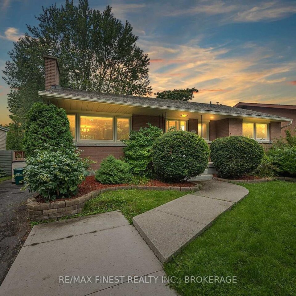 140 Liddell Crescent, Kingston