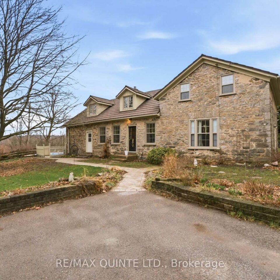 1405 Clearview Road, Centre Hastings
