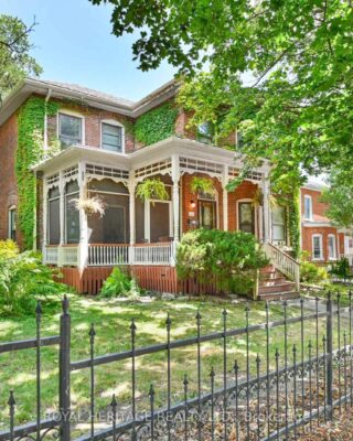 141 Foster Avenue, Belleville